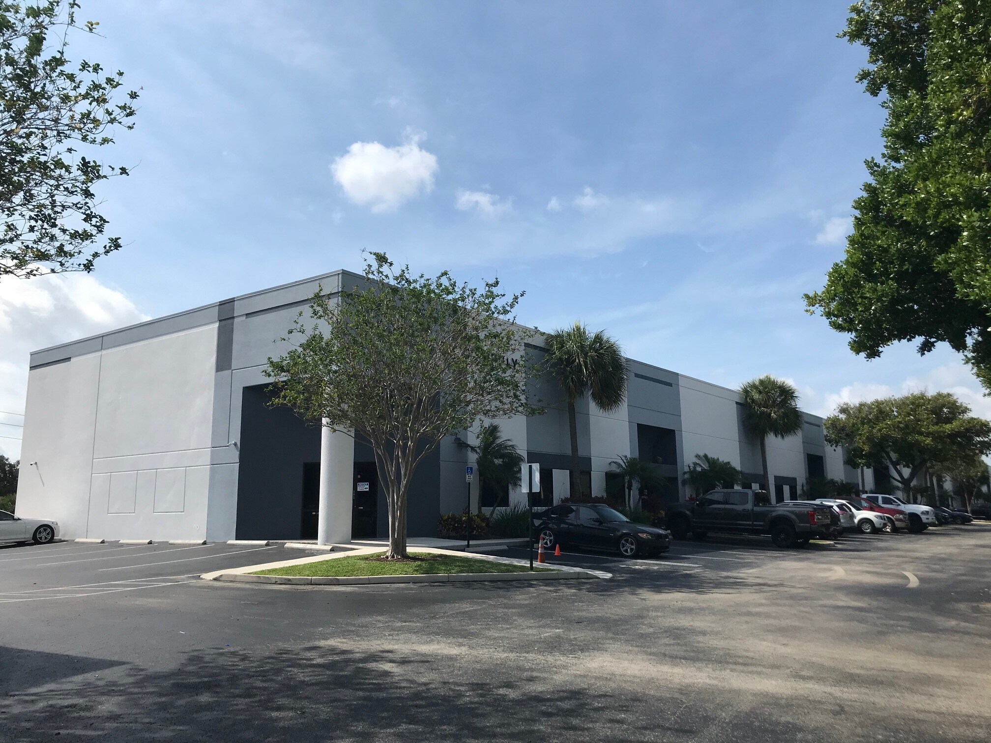 3106-3184 N Andrews Avenue Ext, Pompano Beach, FL à louer Photo de l’immeuble– Image 1 sur 6