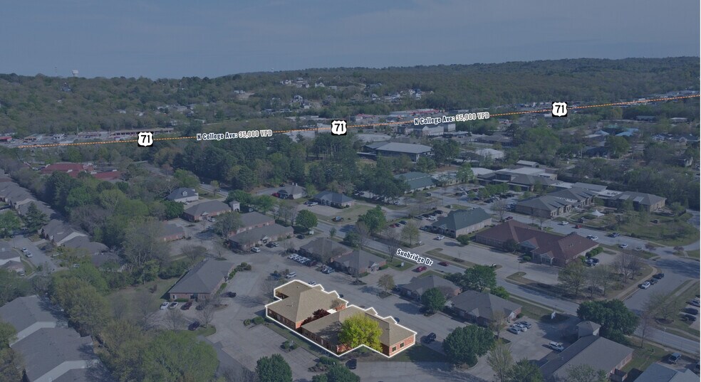 60 W Sunbridge Dr, Fayetteville, AR à louer - Photo de l’immeuble – Image 3 sur 11