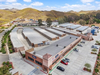Plus de détails pour 28497 Highway 74, Lake Elsinore, CA - Bureau à louer