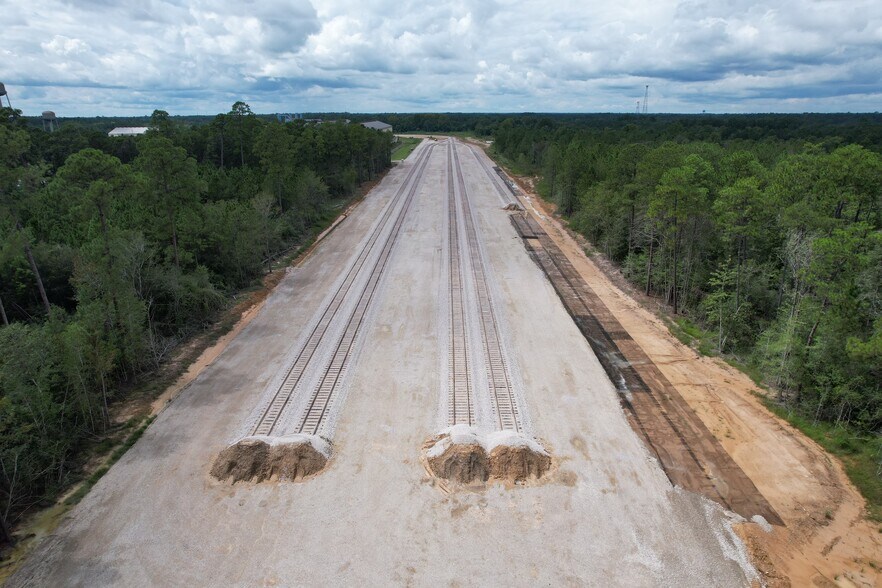 735 FM 92 S, Silsbee, TX à louer - Photo de l’immeuble – Image 3 sur 10