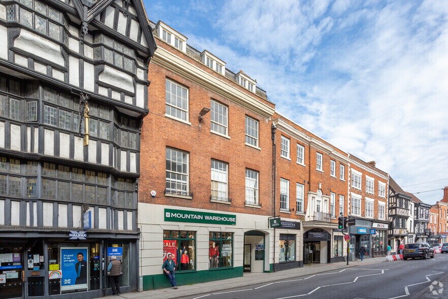 10 High St, Tewkesbury à louer - Photo de l’immeuble – Image 2 sur 2