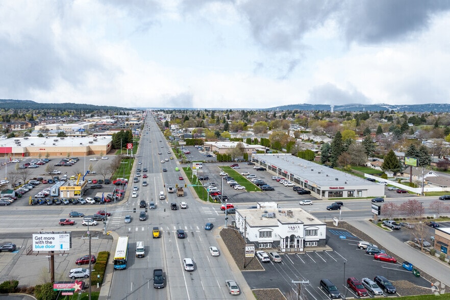 10 N Evergreen Rd, Spokane, WA à louer - Aérien – Image 3 sur 8