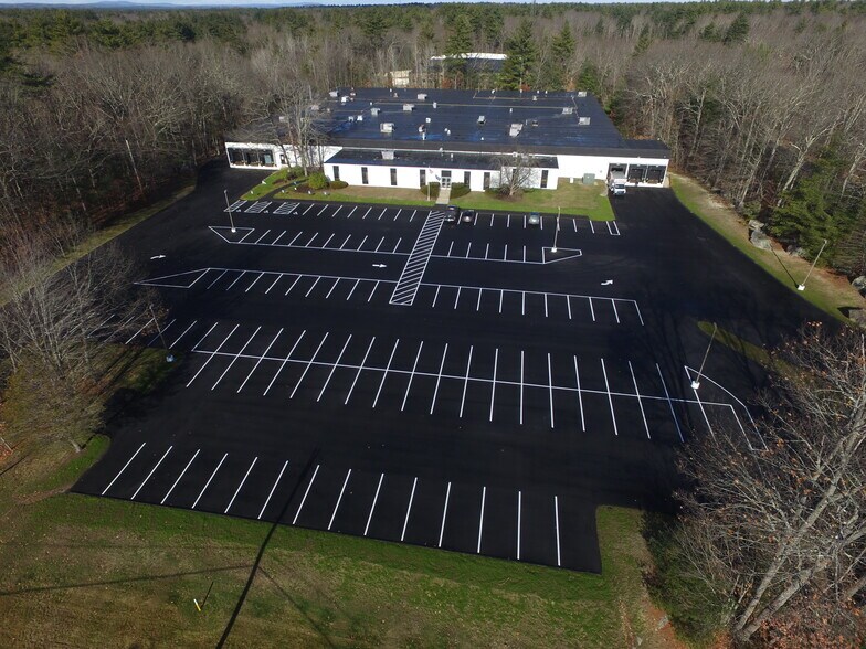32 Industrial Dr, Exeter, NH à vendre - Photo de l’immeuble – Image 1 sur 10