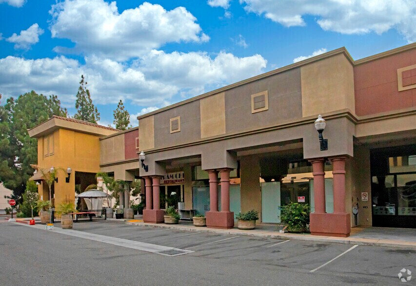989 Story Rd, San Jose, CA à louer - Photo de l’immeuble – Image 3 sur 5