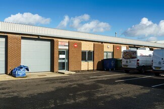 Plus de détails pour 382-388 Sykes Rd, Slough - Industriel/Logistique à louer