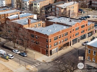 Plus de détails pour 7851 S Bennett Ave, Chicago, IL - Logement à vendre