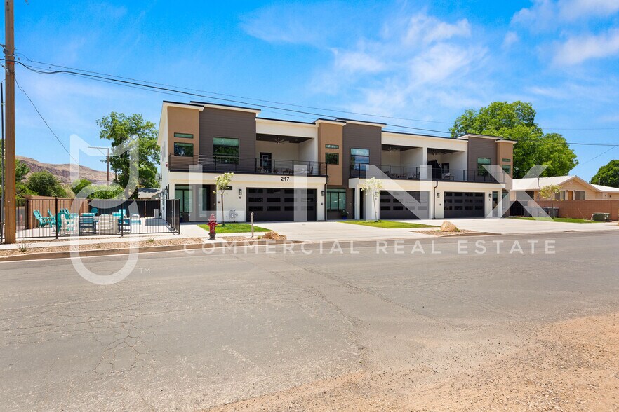 217 W 100 S, Hurricane, UT à vendre - Photo de l’immeuble – Image 1 sur 7