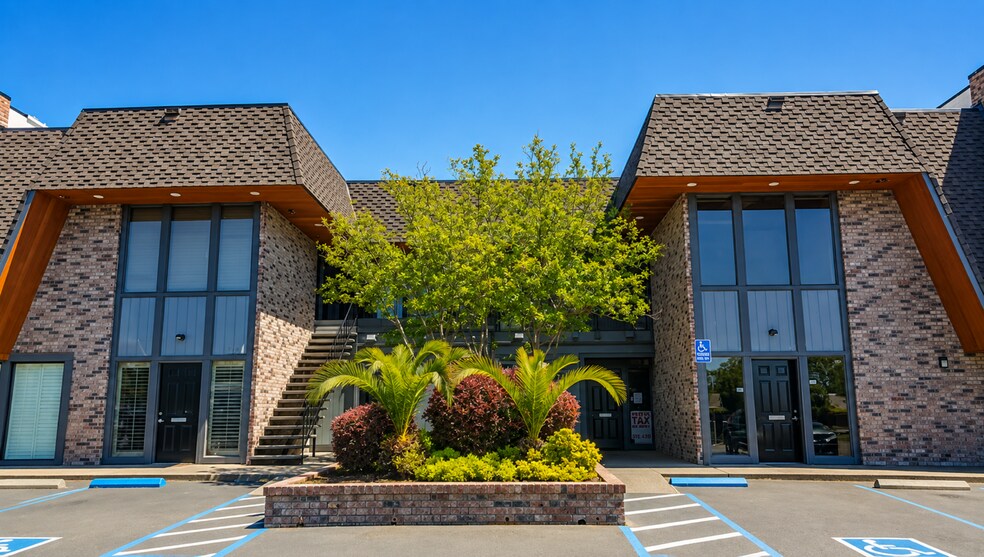 7610 Auburn Blvd, Citrus Heights, CA à vendre - Photo principale – Image 1 sur 9