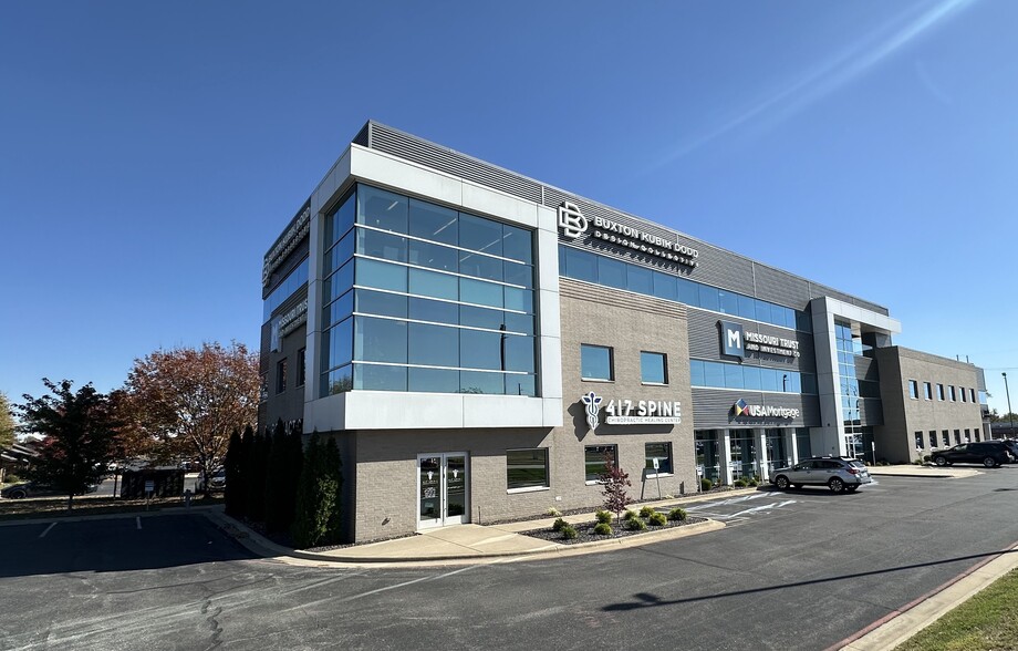 3100 S National Ave, Springfield, MO à louer - Photo de l’immeuble – Image 1 sur 9
