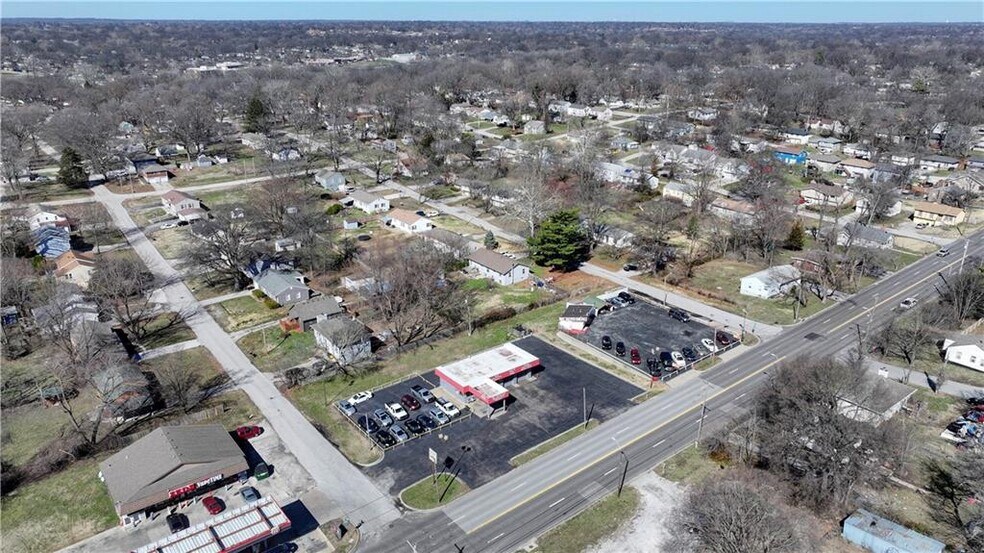 4600 N Brighton Ave, Kansas City, MO à vendre - Photo de l’immeuble – Image 3 sur 9