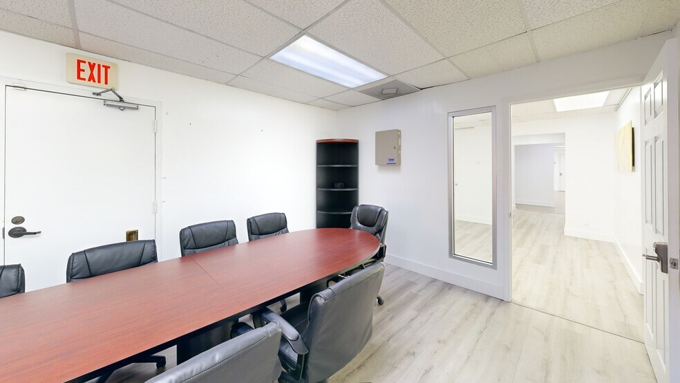 3625 NW 82nd Ave, Doral, FL à louer - Numérisation 3D Matterport – Image 2 sur 11