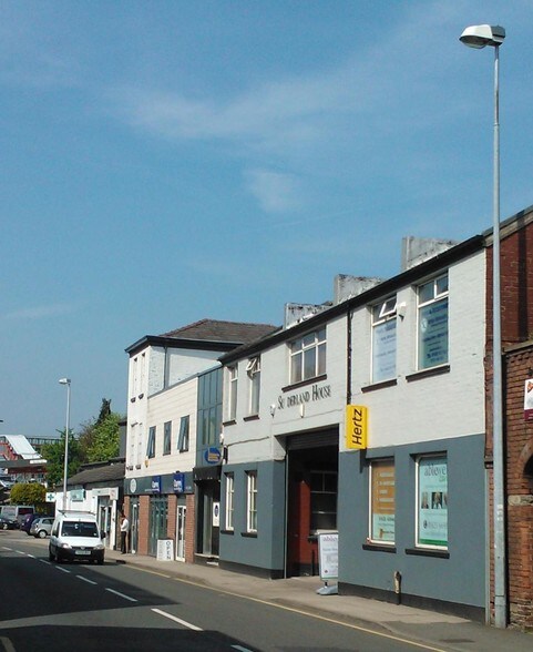 Sunderland St, Macclesfield à louer - Photo principale – Image 1 sur 13
