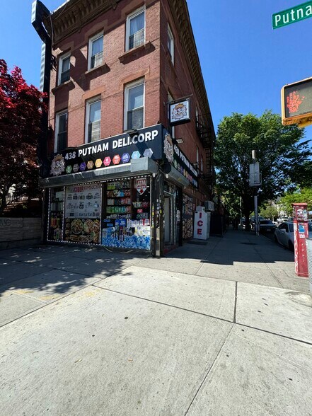 293 Putnam, Brooklyn, NY à louer - Photo principale – Image 1 sur 5
