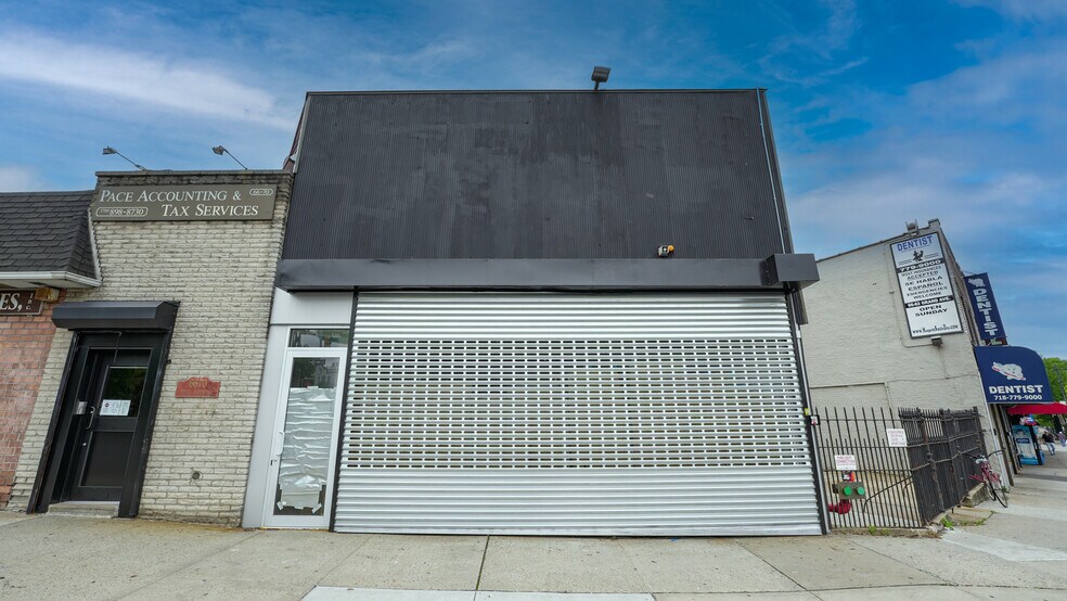 6666 Grand Ave, Maspeth, NY à vendre - Photo de l’immeuble – Image 2 sur 5