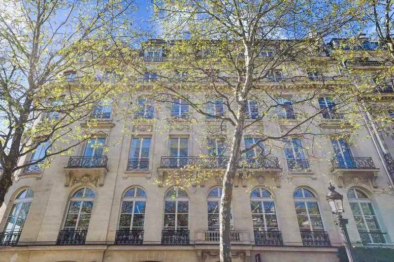 Bureau dans Paris à louer Photo de l’immeuble– Image 1 sur 2