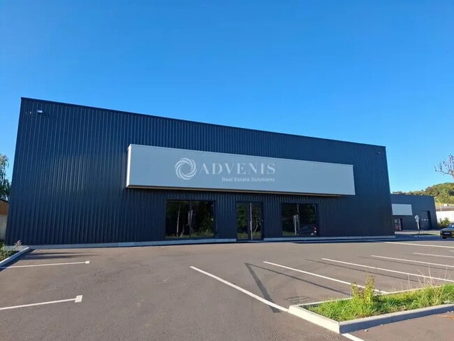Plus de détails pour 135 Av Du 69E Regiment D'Infanterie, Essey-lès-Nancy - Local d'activités à louer
