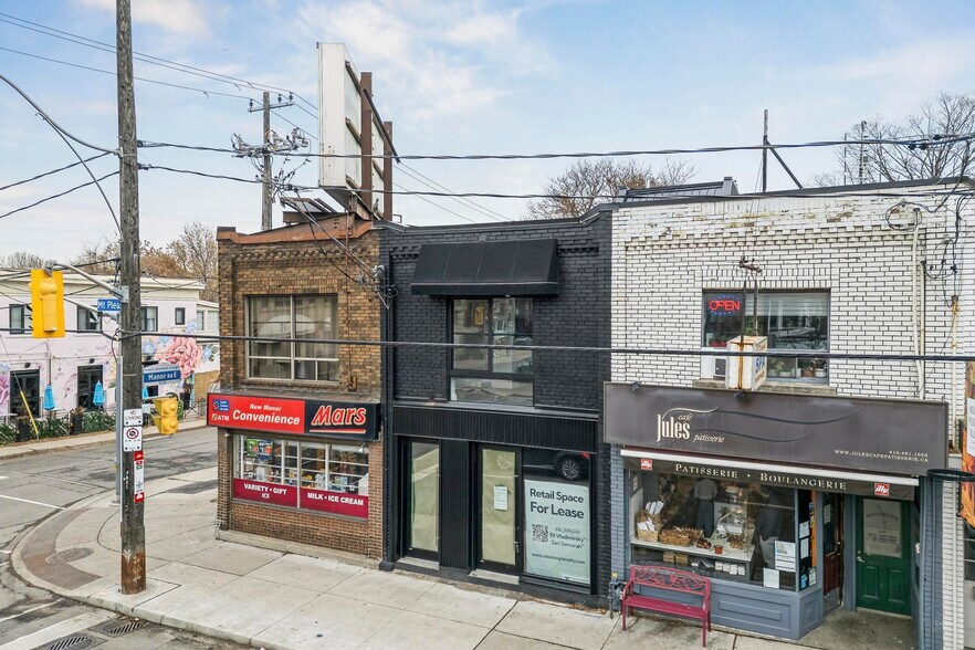 619 Mt Pleasant Rd, Toronto, ON à vendre - Photo de l’immeuble – Image 2 sur 7