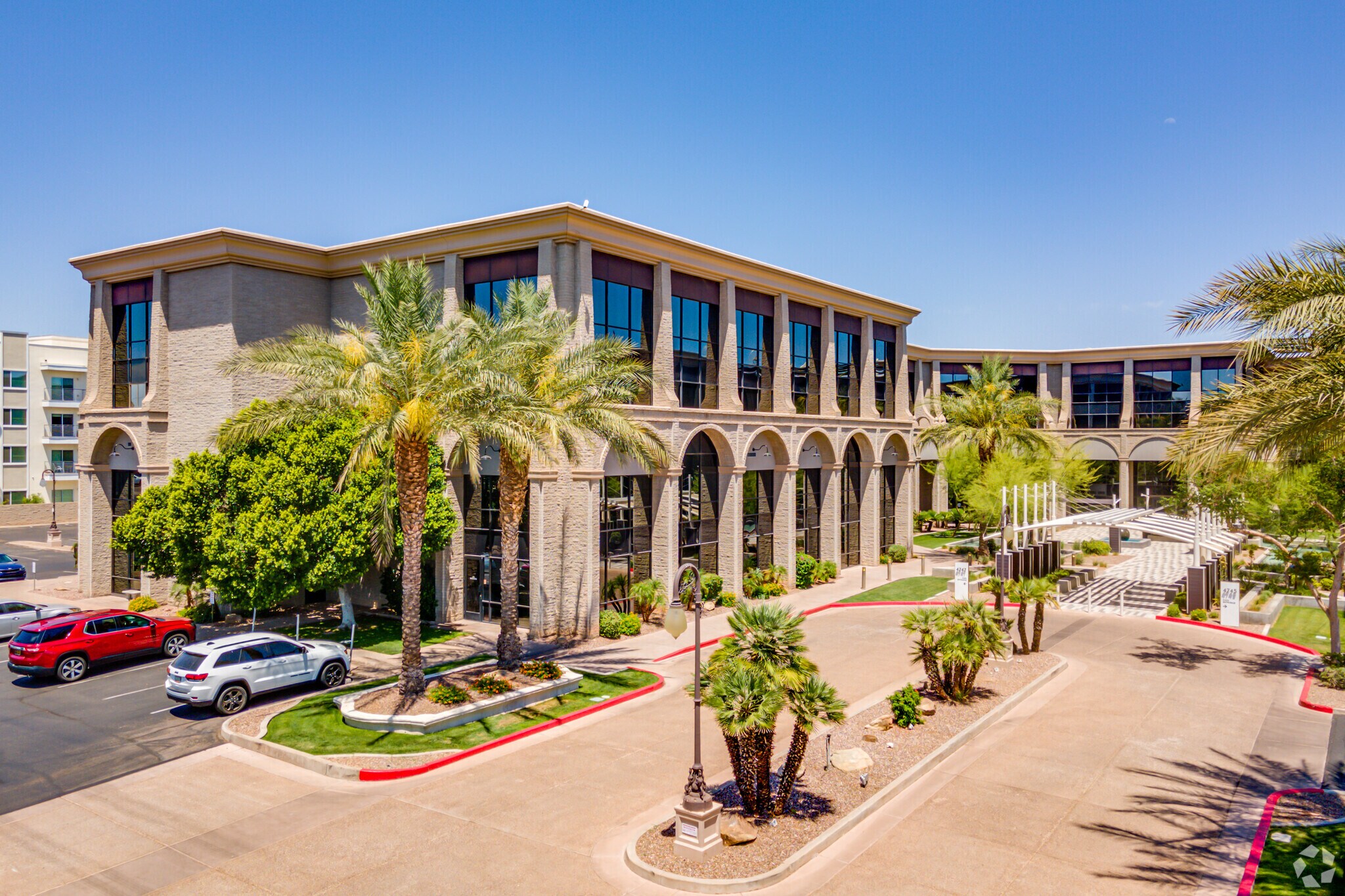 4747 N 7th St, Phoenix, AZ à louer Photo principale– Image 1 sur 16