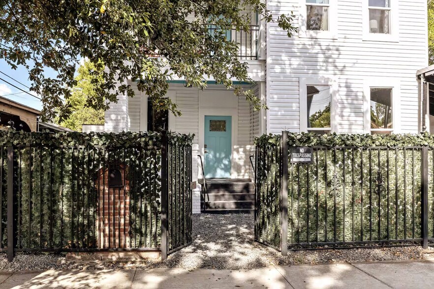 1015 Brooks St, Houston, TX à vendre - Photo de l’immeuble – Image 3 sur 48