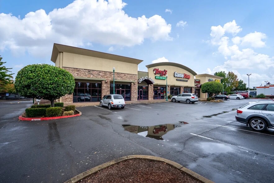 3815 Devonshire Ave NE, Salem, OR à louer - Photo de l’immeuble – Image 1 sur 4