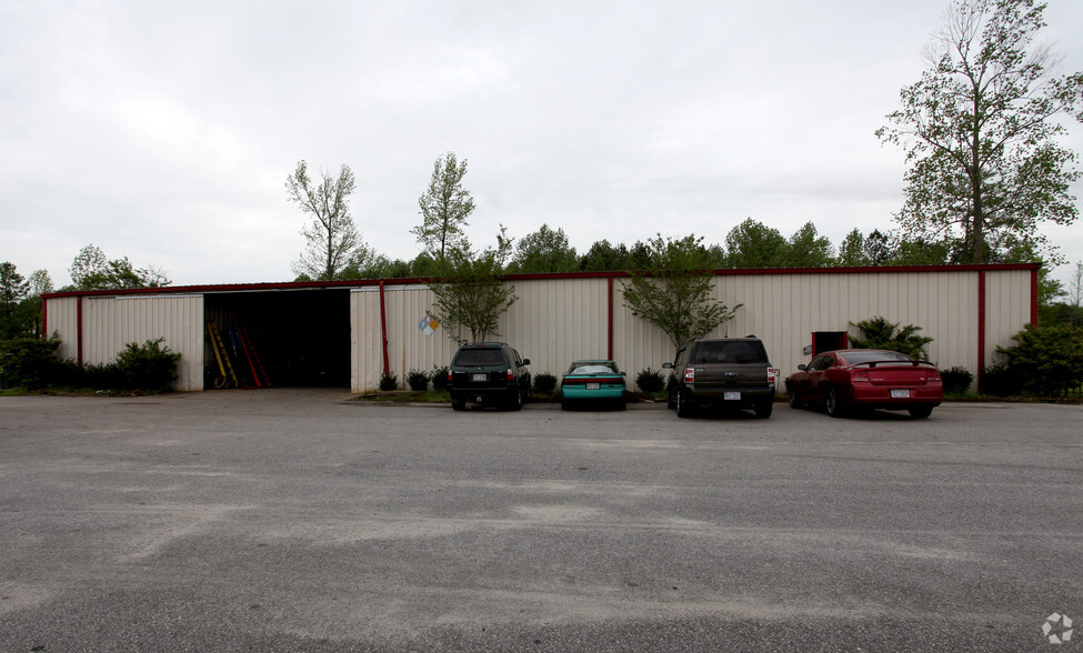 7744 Us-70 Bus Hwy, Clayton, NC à vendre - Photo de l’immeuble – Image 2 sur 2