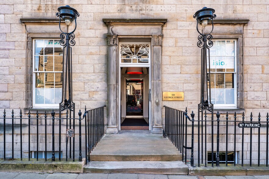 110 George St, Edinburgh à louer - Photo de l’immeuble – Image 3 sur 20