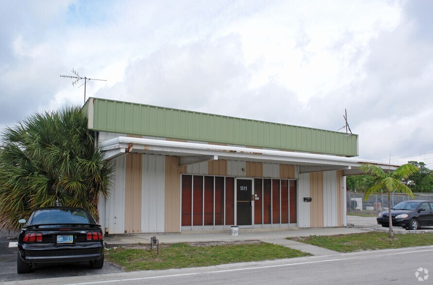 5511 NW 22nd Ave, Fort Lauderdale, FL à louer - Photo principale – Image 1 sur 10
