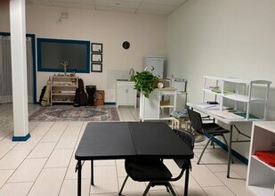 10209B 100 Av, Fort Saskatchewan, AB à louer Photo intérieure– Image 1 sur 4