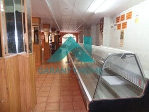 Local commercial dans Cáceres, Cáceres à louer Photo intérieure– Image 2 sur 6