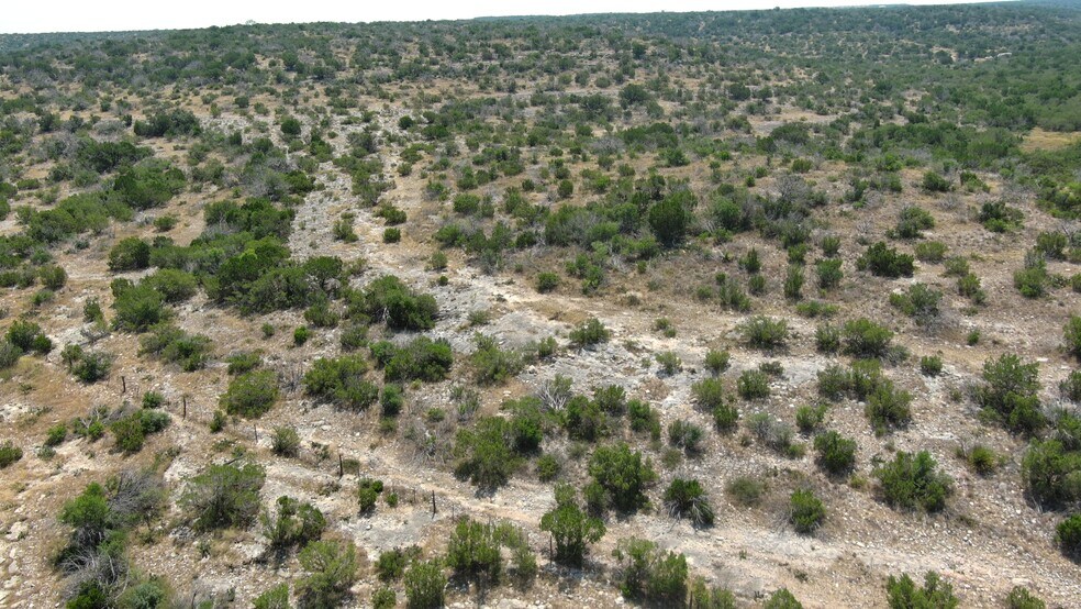 0000 Brando Rd, Sonora, TX à vendre - Photo de l’immeuble – Image 2 sur 46