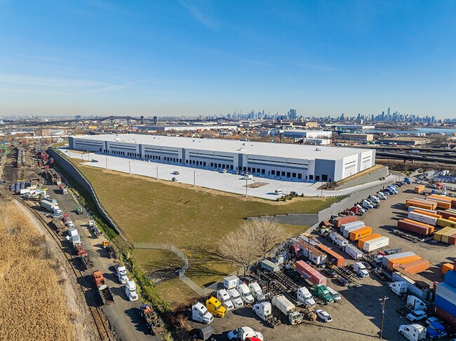 Plus de détails pour 105-161 Hyatt Ave, Newark, NJ - Industriel/Logistique à louer