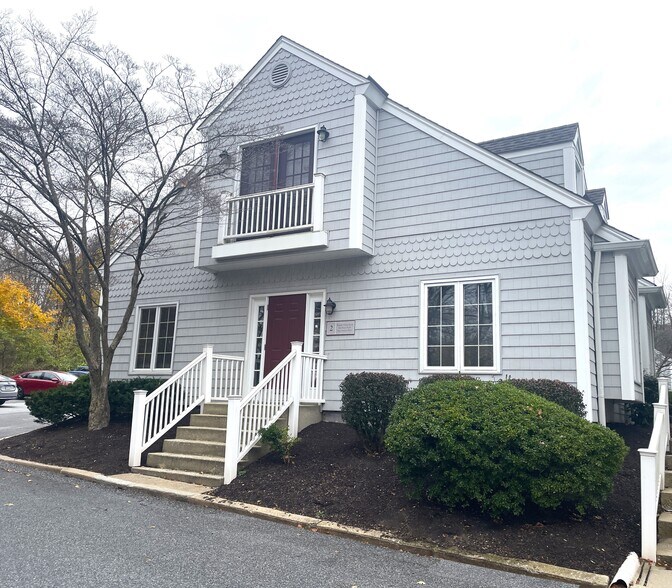 2 Mystic Ln, Malvern, PA à vendre - Photo de l’immeuble – Image 2 sur 16