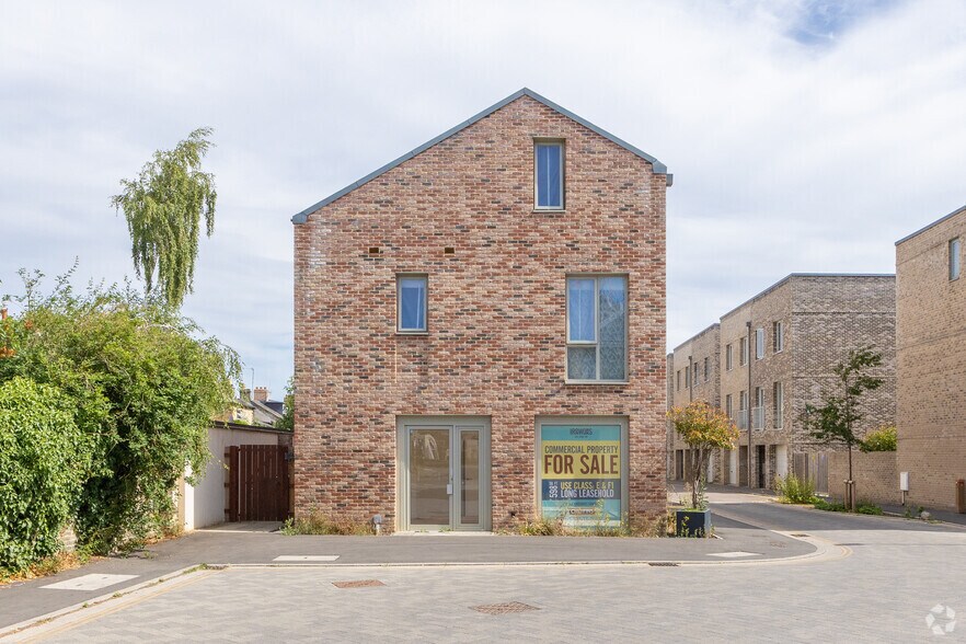 25 Headly St, Cambridge à vendre - Photo de l’immeuble – Image 2 sur 2
