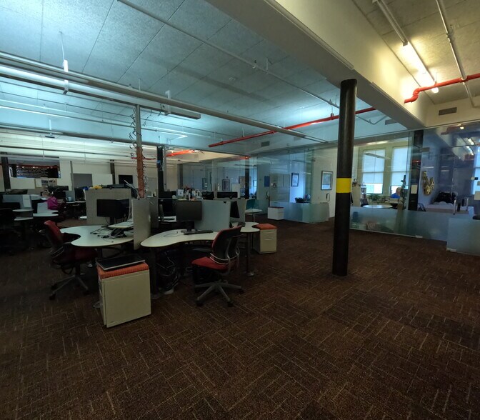 25-29 Elm Pl, Brooklyn, NY à louer - Photo intérieure – Image 2 sur 23