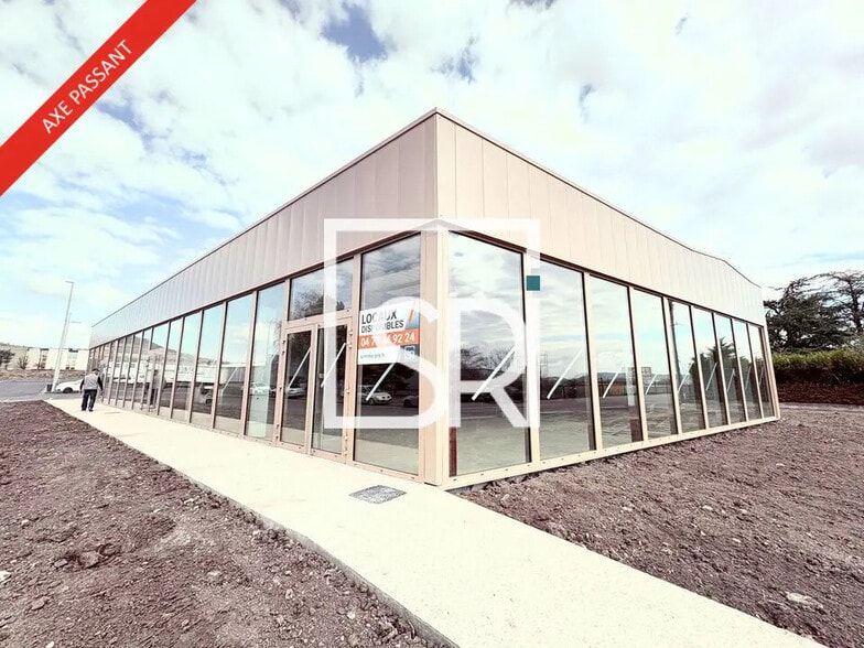 Local commercial dans Cournon-d'Auvergne à louer - Photo de l’immeuble – Image 1 sur 10