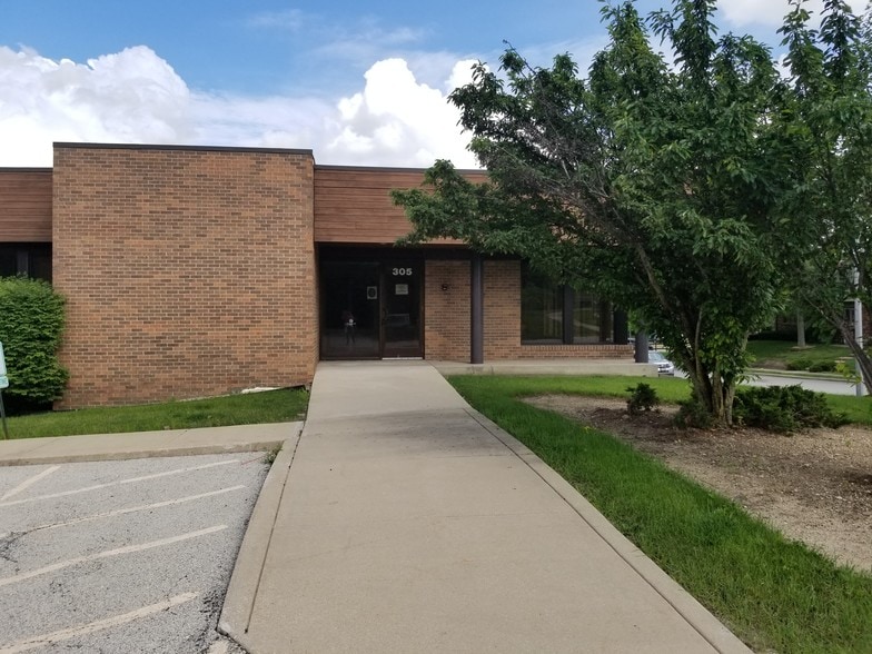 305 Vine St, New Lenox, IL à louer - Photo de l’immeuble – Image 2 sur 51