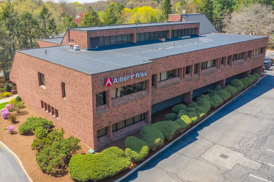 72 River Park, Needham, MA à louer - Photo de l’immeuble – Image 2 sur 4