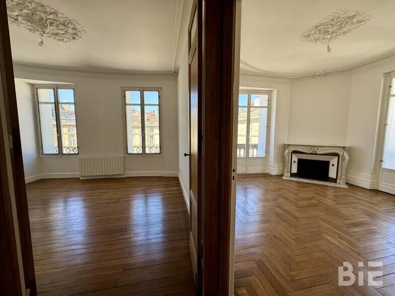 Bureau dans Bordeaux à louer - Photo intérieure – Image 3 sur 9