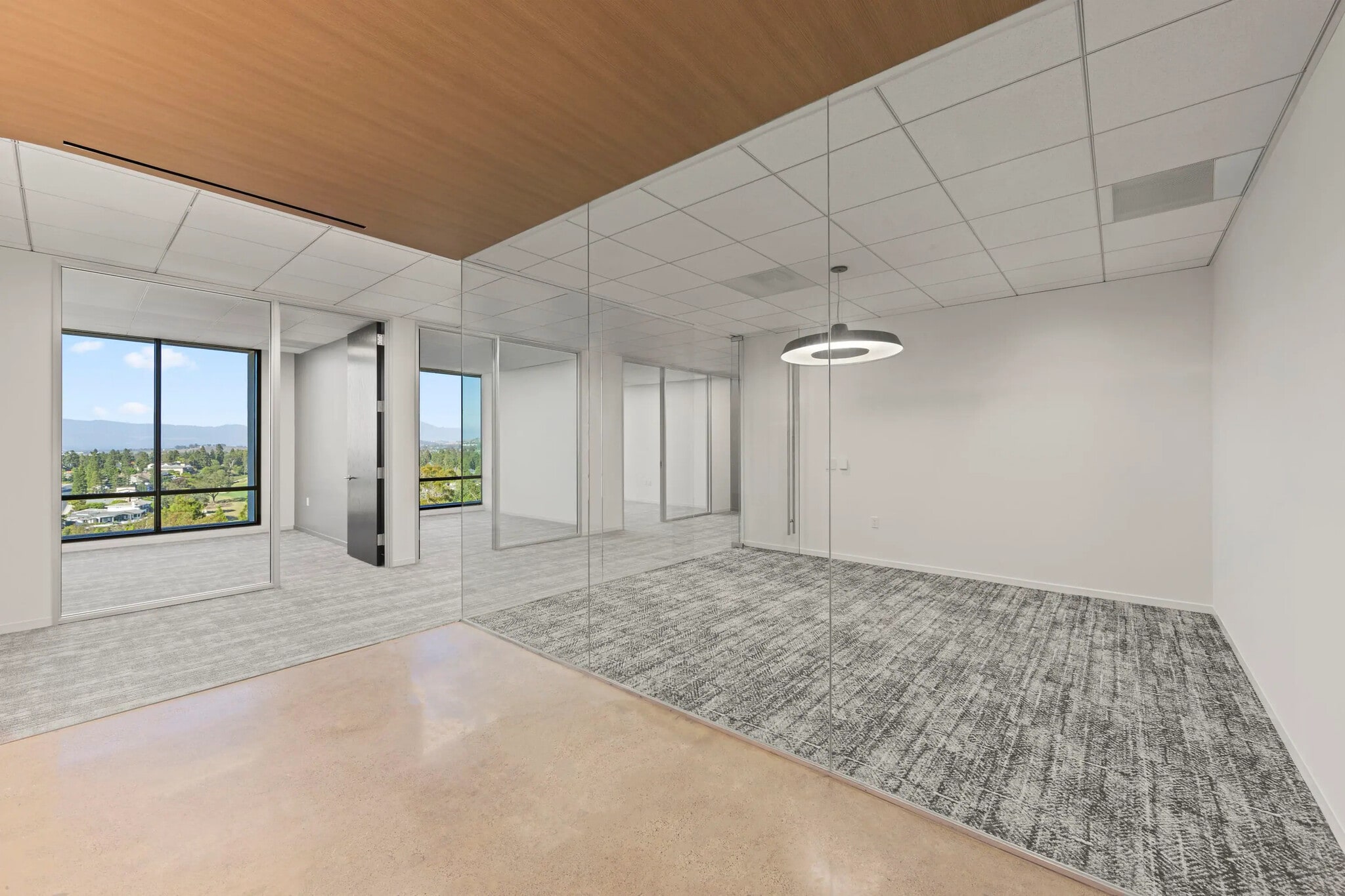 620 Newport Center Dr, Newport Beach, CA à louer Photo intérieure– Image 1 sur 8