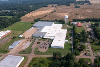 Plus de détails pour 555 Matthews Dr, Canton, MS - Industriel/Logistique à louer