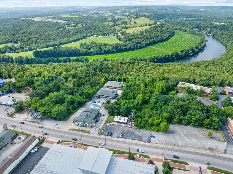 1360 W Hwy 76, Branson, MO à vendre - Photo de l’immeuble – Image 2 sur 12