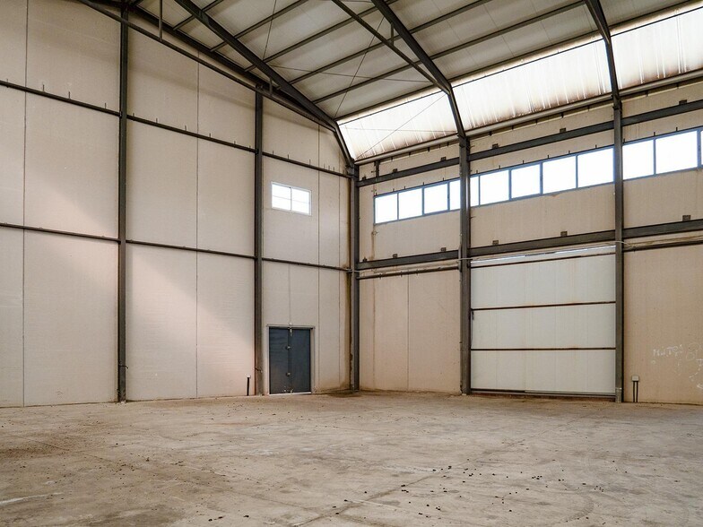 Plaza Media Legua, 1, Murcia, Murcia à louer - Photo de l’immeuble – Image 3 sur 13