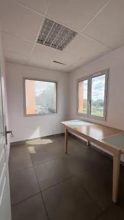 Bureau dans Perpignan à louer - Photo intérieure – Image 3 sur 4