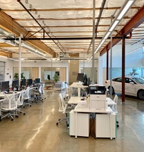 844 E Charleston Rd, Palo Alto, CA à louer Photo intérieure– Image 2 sur 4