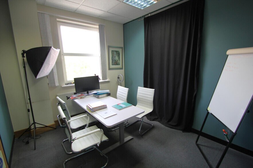 303 Ballards Ln, Londres à louer - Photo intérieure – Image 3 sur 9