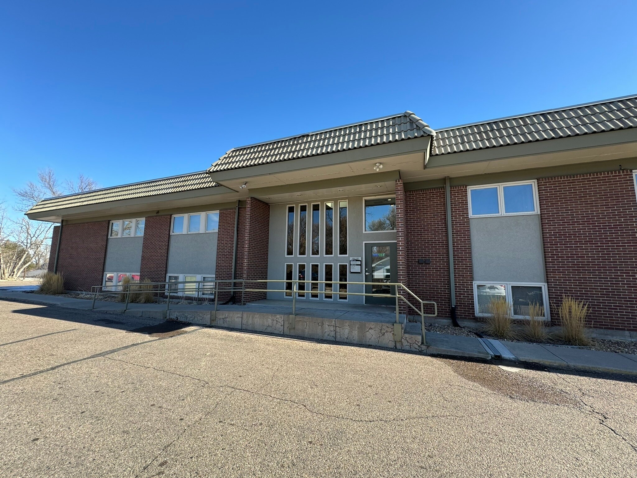 1040 E Elizabeth St, Fort Collins, CO à louer Photo de l’immeuble– Image 1 sur 7
