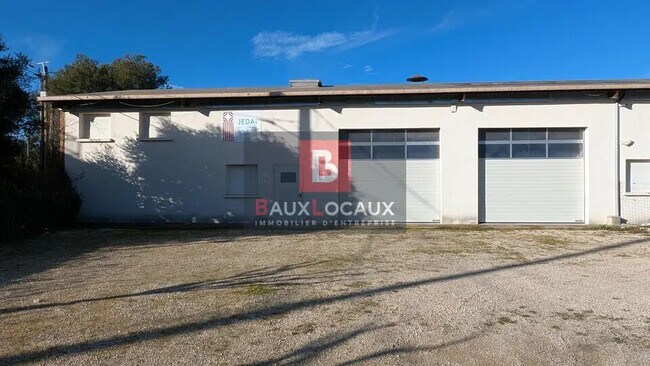 Plus de détails pour 183 Chemin Des Bastides De Rolland, Grans - Local d'activités à louer