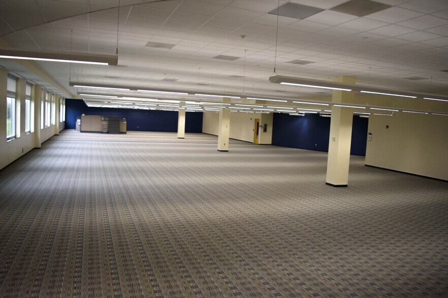 201 Technology Park Dr, Lebanon, VA à louer - Photo intérieure – Image 2 sur 7