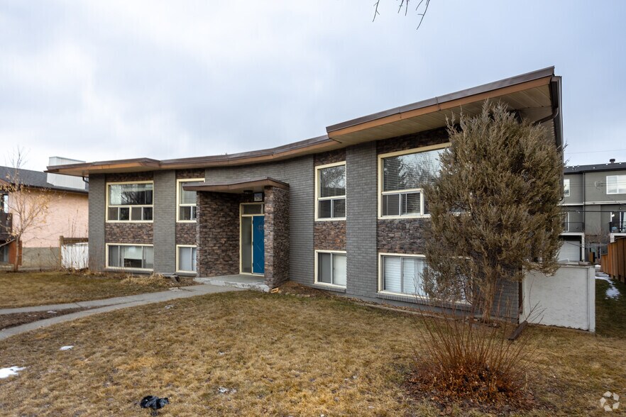128 22 Av NE, Calgary, AB à vendre - Photo de l’immeuble – Image 2 sur 2