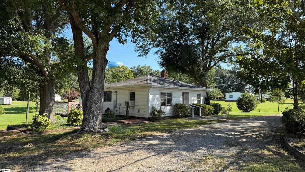 1905 Powdersville Rd, Easley, SC à vendre - Photo de l’immeuble – Image 2 sur 5